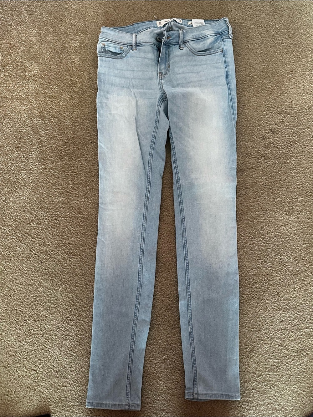 Light Wash Women's Skinny Jeans - Light Blue